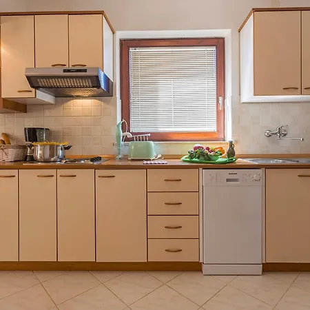 Nyaraló Nada In Vinkuran