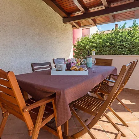 Nada In Vinkuran Nyaraló