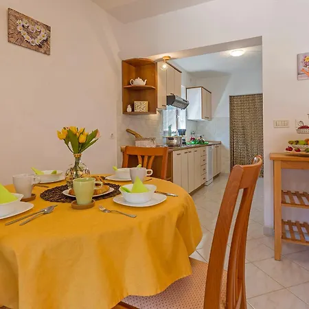 Nada In Vinkuran Σπίτι διακοπών Πούλα