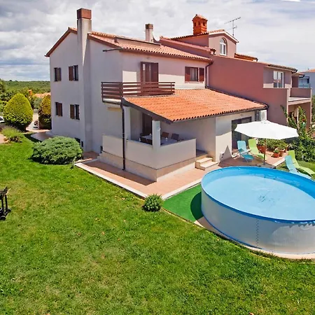 Nyaraló Nada In Vinkuran Póla