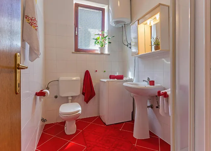 Nada In Vinkuran Semesterbostad Pula